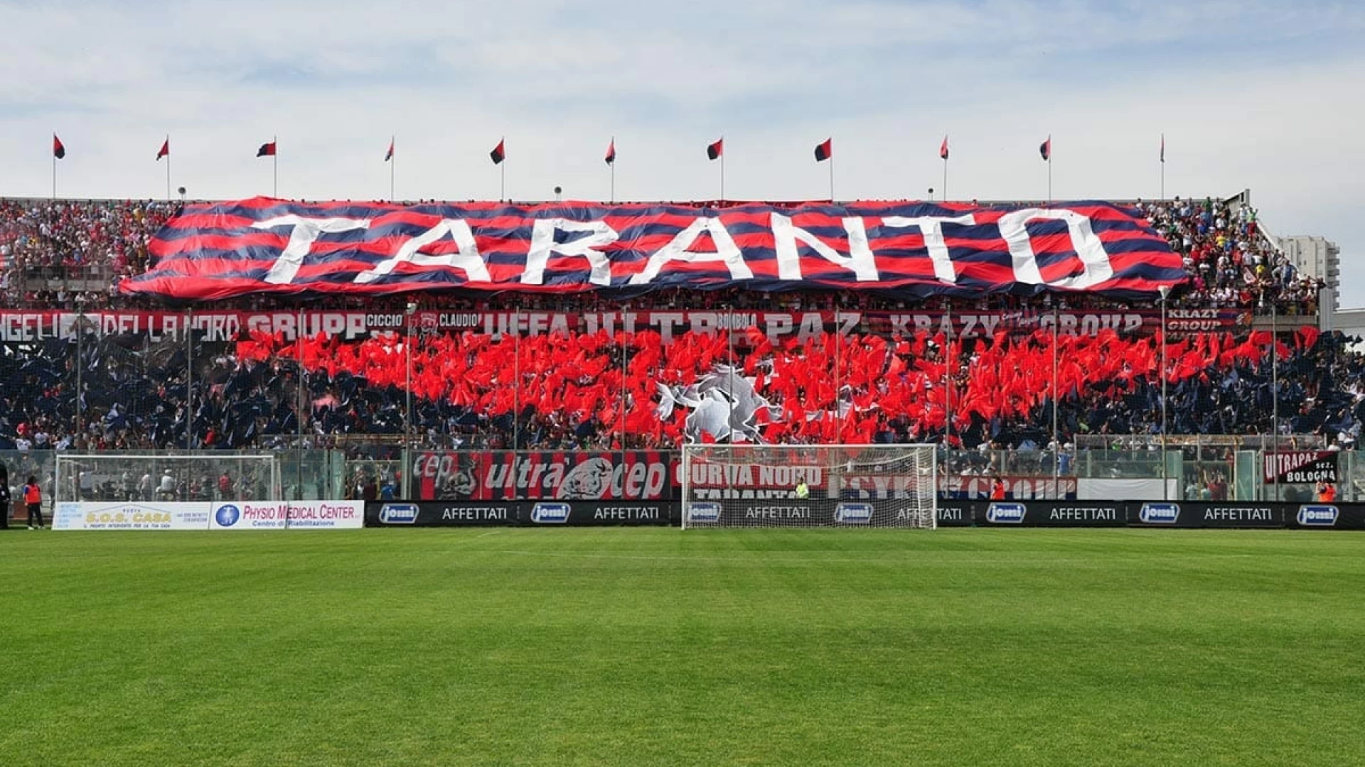 Il Taranto Calcio disputerà le gare casalinghe del campionato di Lega Pro a Castel Di Sangro. Approvata in giunta la delibera che concede l’utilizzo della strutture sportive alla societa’ pugliese.